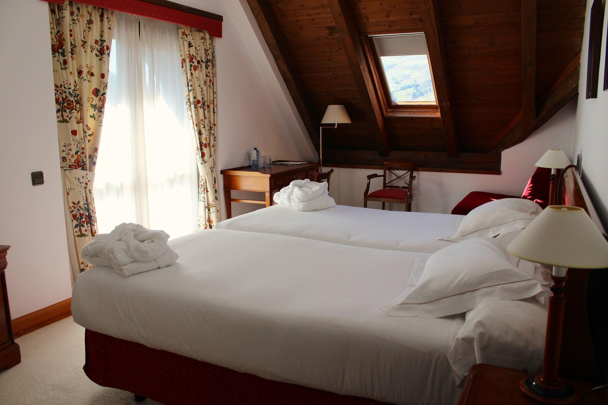 Melia De Tredos Hotel Bagian luar foto