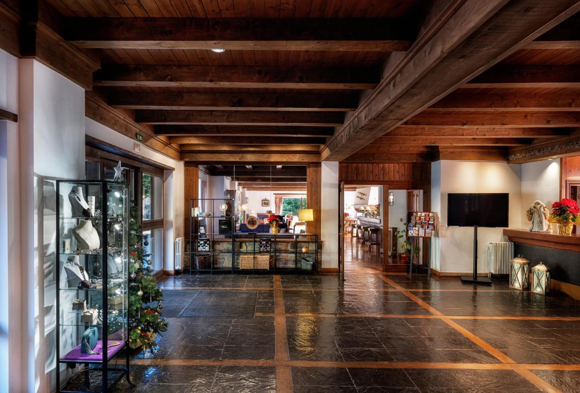 Melia De Tredos Hotel Bagian luar foto